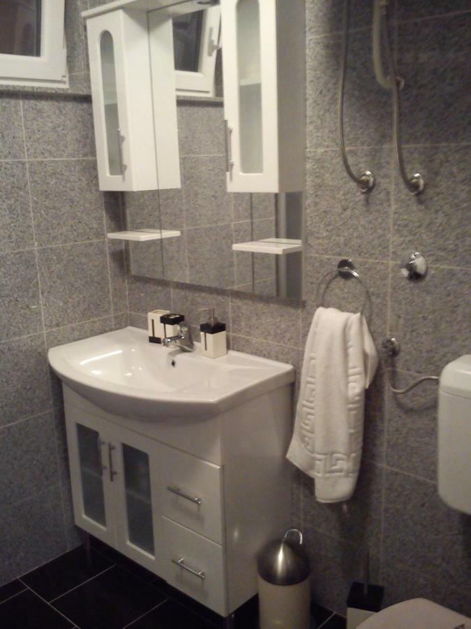 Apartmani Luja Novi Vinodolski Exterior photo